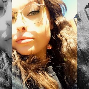 Ooh, piece of candy!!